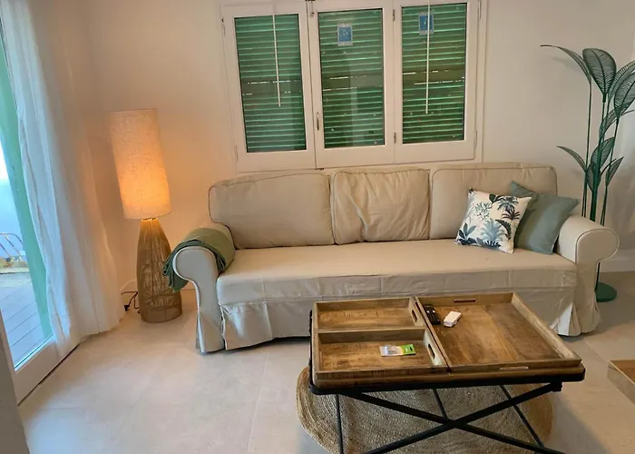 Cales De Menorca 8 * Cala Blanca (Menorca)